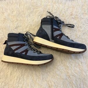 Alex Marie Women’s Thayla Fashion Hiking Style Suede Leather Boot Blue Size 8.5